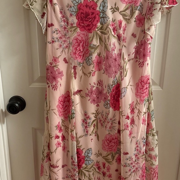 Sold - Picture 3 of 4